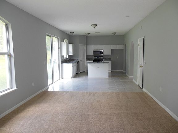 3rd image of 10260 Woodley Creek Rd W