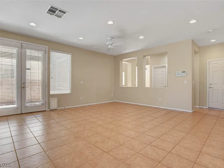 3432 Yellow Cove Ln — Photo 10