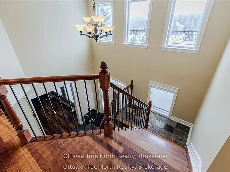 1530 Lords Manor Ln — Photo 24