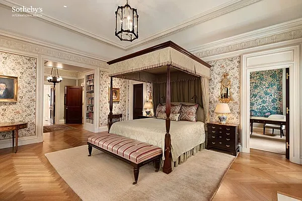 Sold by Sotheby's International Realty | media 20
