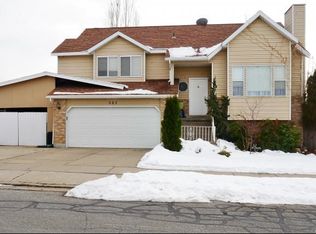 387 W 1375 N, Centerville, UT 84014