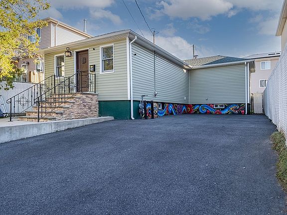 2nd image of 26 Cornell Ave