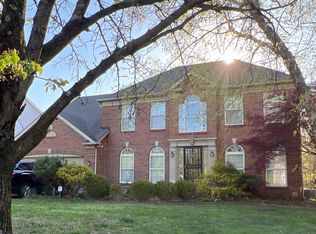 9831 White Blossom Blvd, Louisville, KY 40241