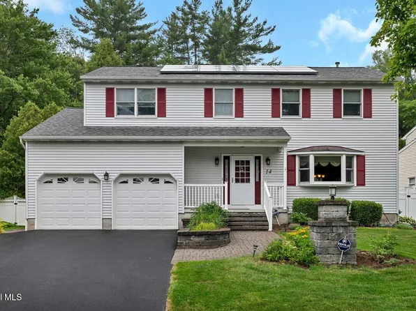 14 Crystal Lane, Delmar, NY 12054