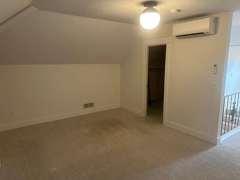 4635 NE Rodney Ave — Photo 17