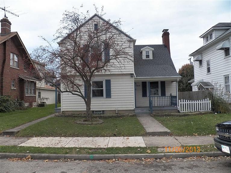 1st image of 814 Maple Ave