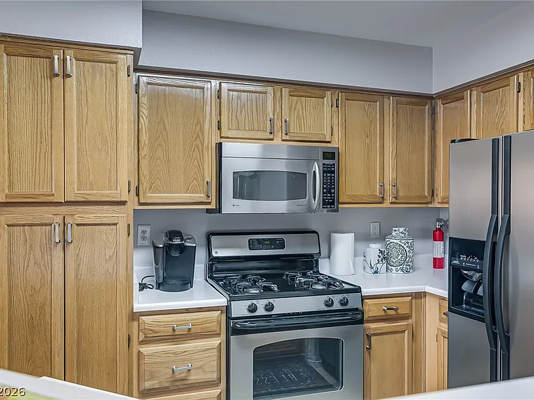 5415 W Harmon Ave #2114 — Photo 6