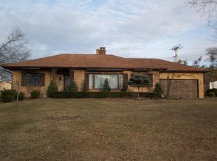 215 Woodlawn Ct, Quincy, IL 62301