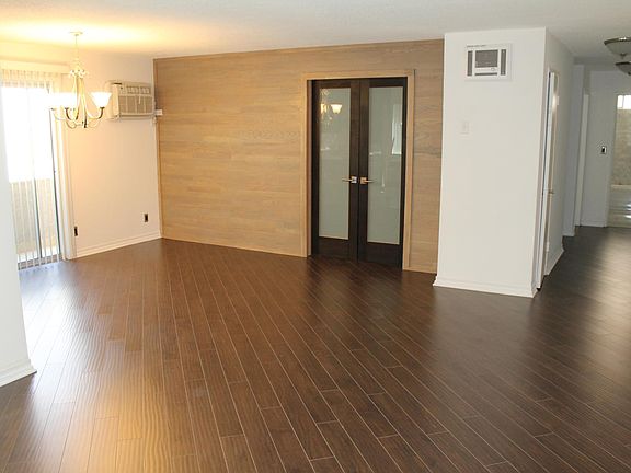 2nd image of 3607 Watseka Ave APT 4