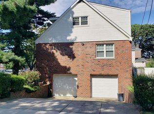 14955 25th Dr, Flushing, NY 11354