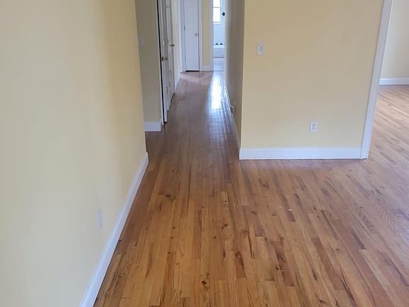 4th image of 9 Lennon Ave