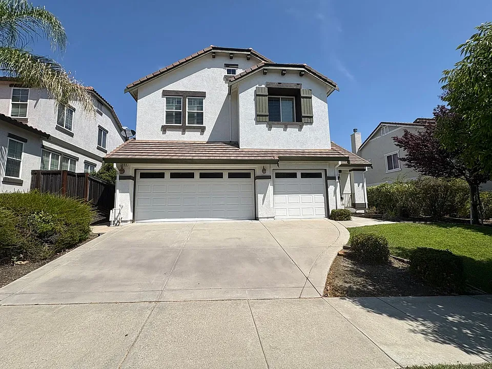2855 Sandyhills Ln