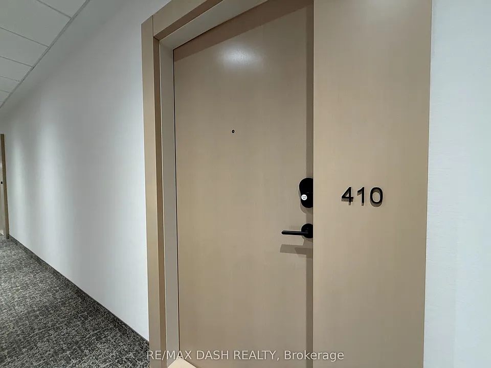 280 Dundas St S #410