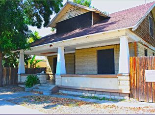 3465 3rd St, Riverside, CA 92501