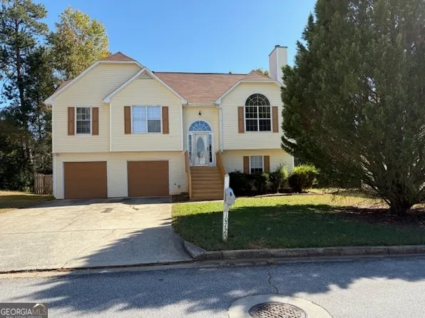 10725 Barberry Dr, Hampton, GA 30228