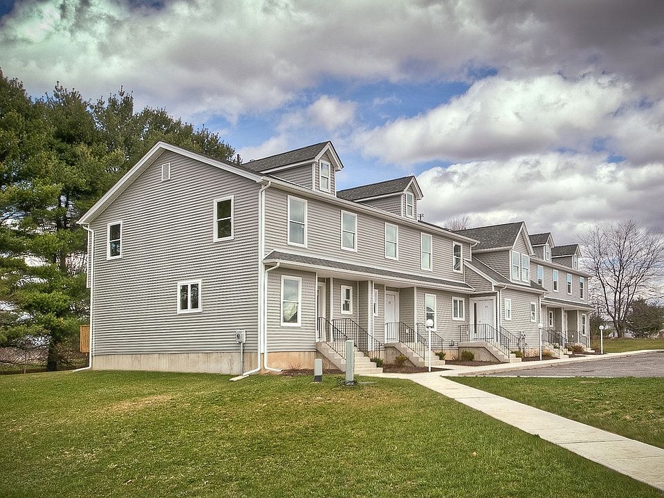1st image of 100 Boniface Dr APT 11E