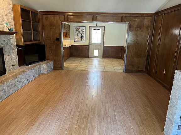 4th image of 15004 Shadywood Dr