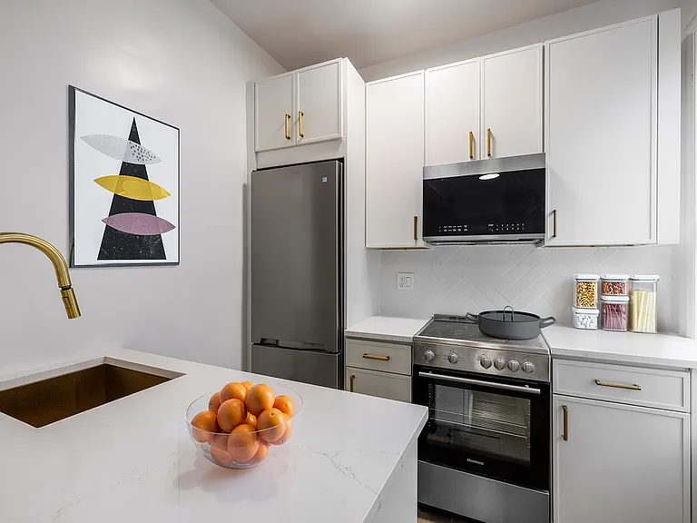 244 W 72nd St #15C — Photo 4
