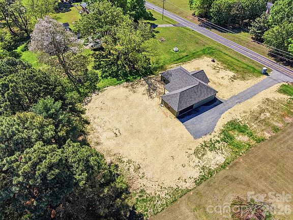 4th image of 339 Peachtree Rd