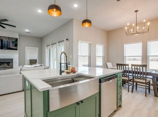 920 Kite Rd, Mineral Wells, TX 76067