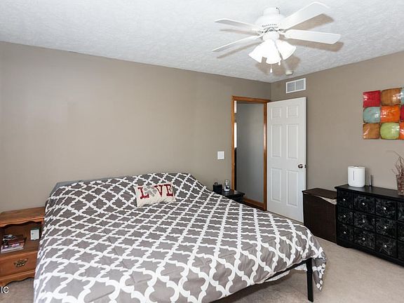 3rd image of 50713 Brachetto St
