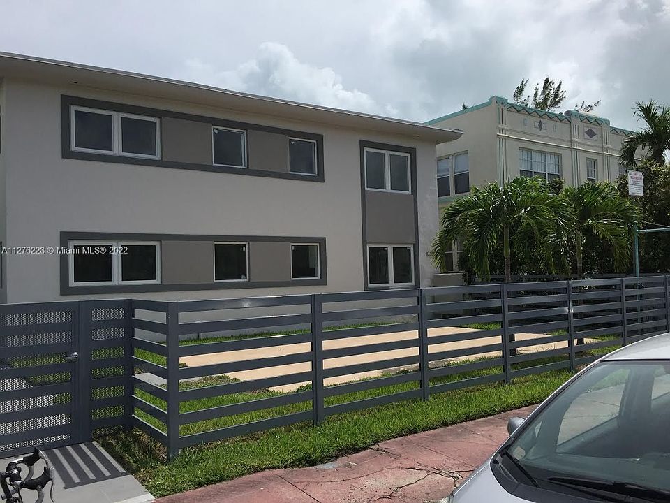 1st image of 1035 Euclid Ave APT 11