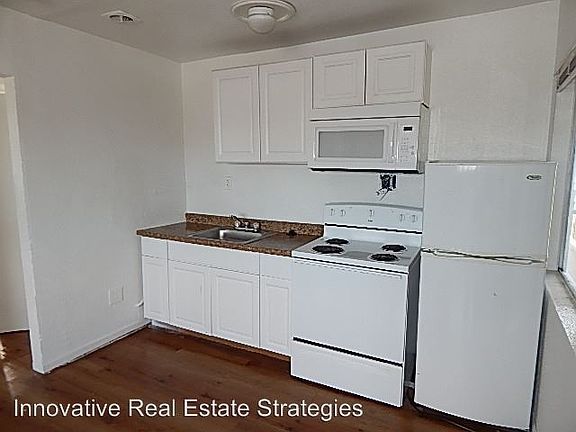 5th image of 409 W Adams Ave APT 005