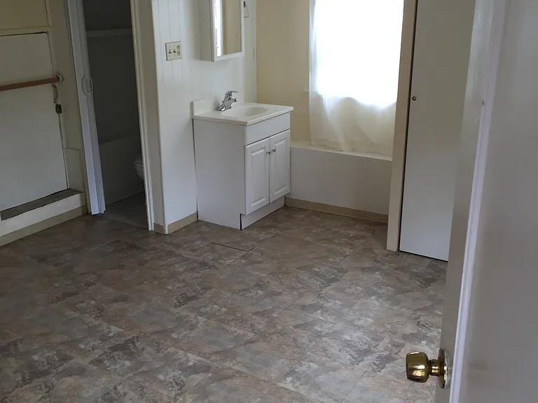 805 San Carlos Ave — Photo 32