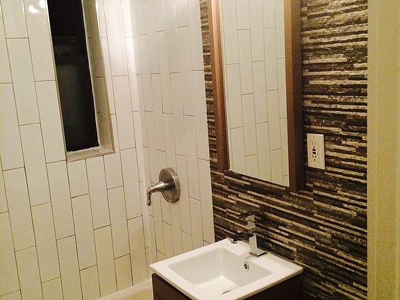 5th image of 323 W 42nd St APT 4B