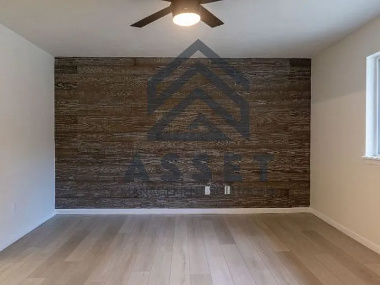 801 Cogswell Cir — Photo 28