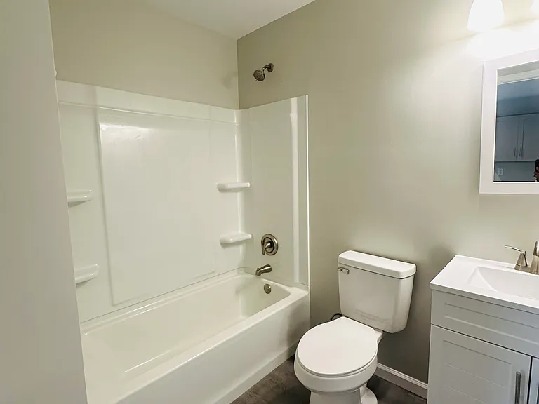 511 Hamilton St — Photo 5