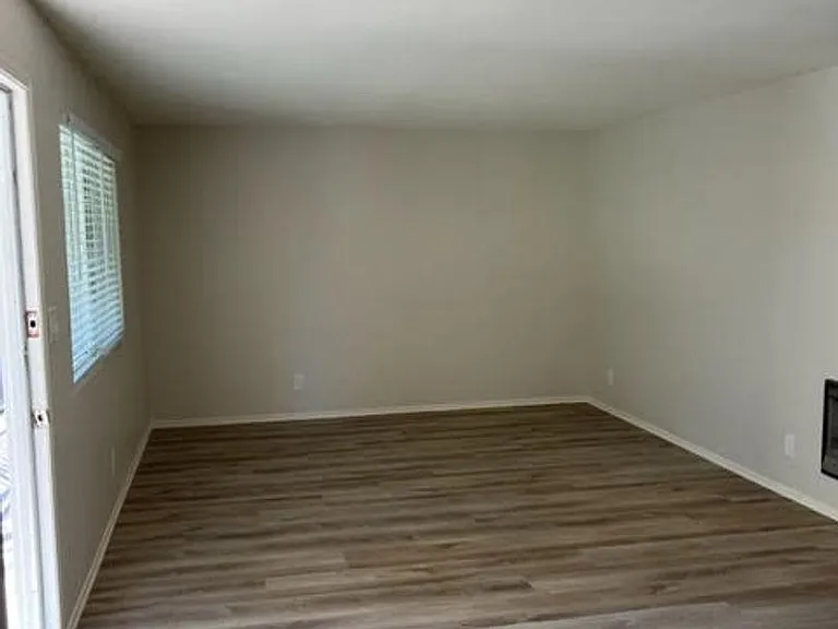 648 Felton Way — Photo 13
