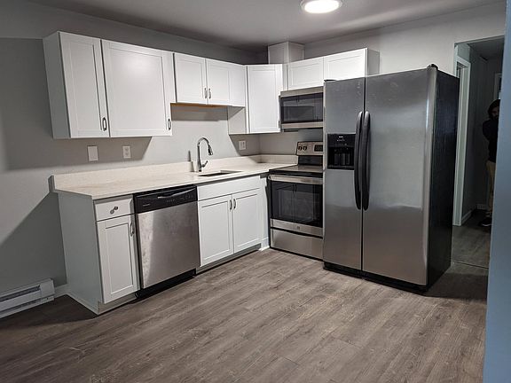 4th image of 10625 22nd Pl S #206