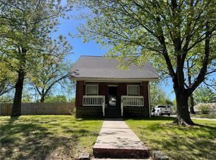 612 S Spring St, Nevada, MO 64772