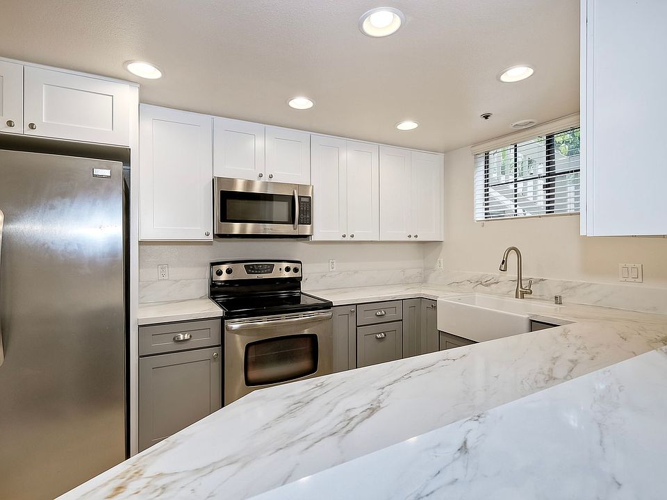 1st image of 1950 Upas St Unit 108