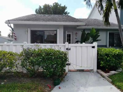2641 Gately Dr W APT 901, West Palm Beach, FL, 33415