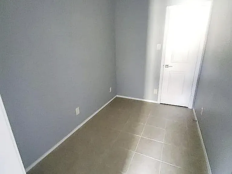 5322 Medical Dr #B-202 — Photo 5