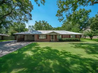 310 Walnut St, Chandler, TX 75758
