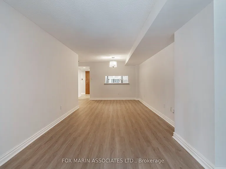 33 University Ave #303 — Photo 15
