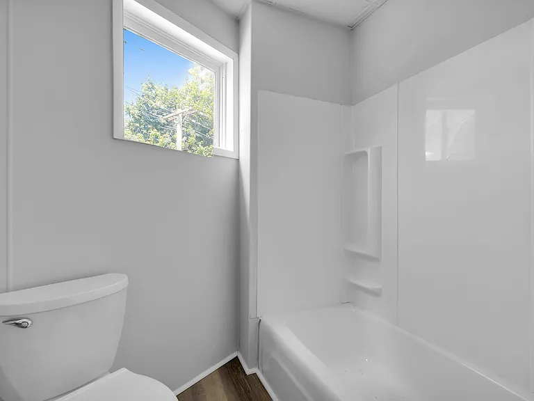149 W Ridge St #1B — Photo 10