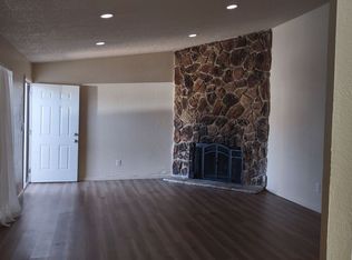 8977 Laguna Vista Ct #0, Elk Grove, CA 95624