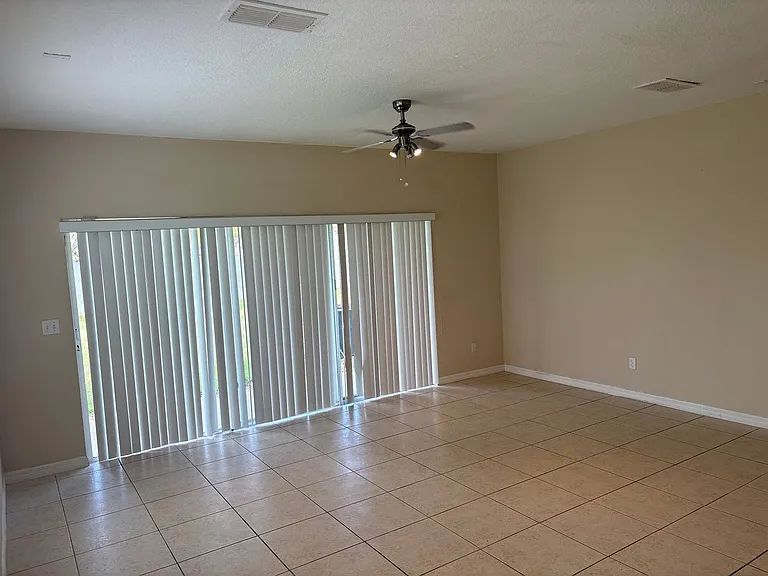 9428 Flowering Cottonwood Rd #660 — Photo 8