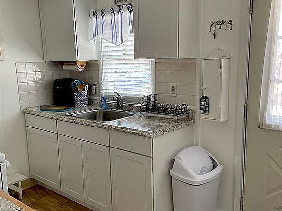 New kitchen cabinets 