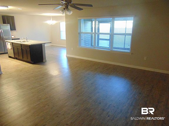 4th image of 20610 Catamaran Dr