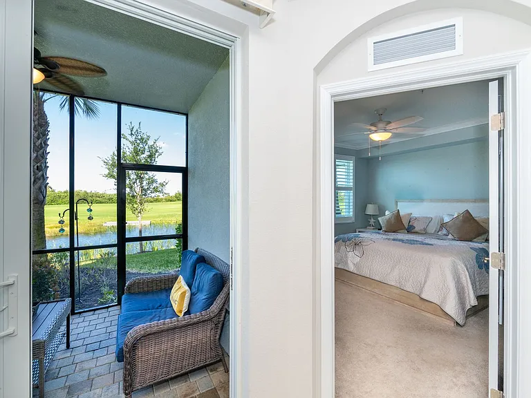 14061 Heritage Landing Blvd #411 — Photo 37