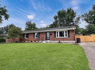 1136 Gainesway Dr, Lexington, KY 40517