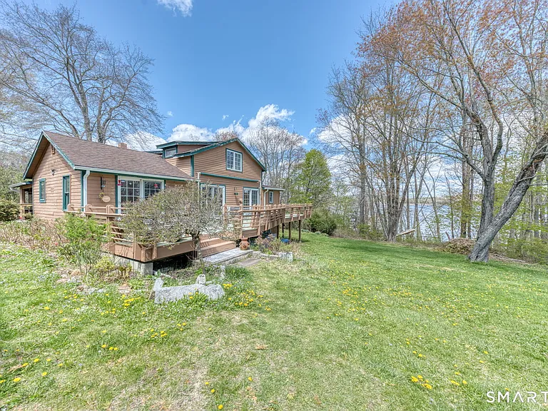56 Tyler Lake Hts — Photo 3