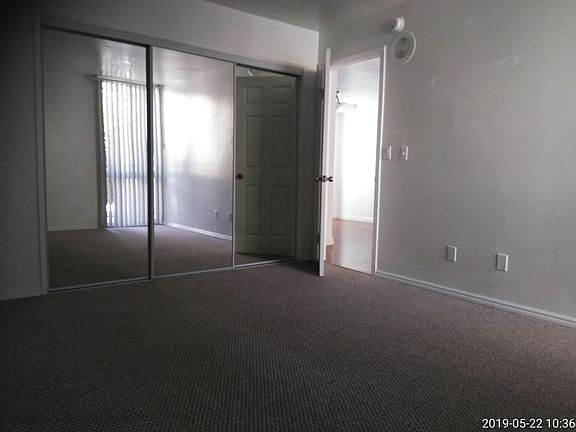 5th image of 18600 Collins St #15