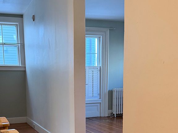 3rd image of 390 State St #1