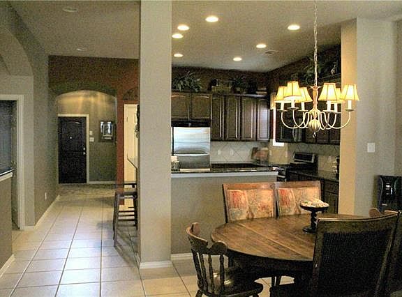 3rd image of 5113 Sugarberry Dr